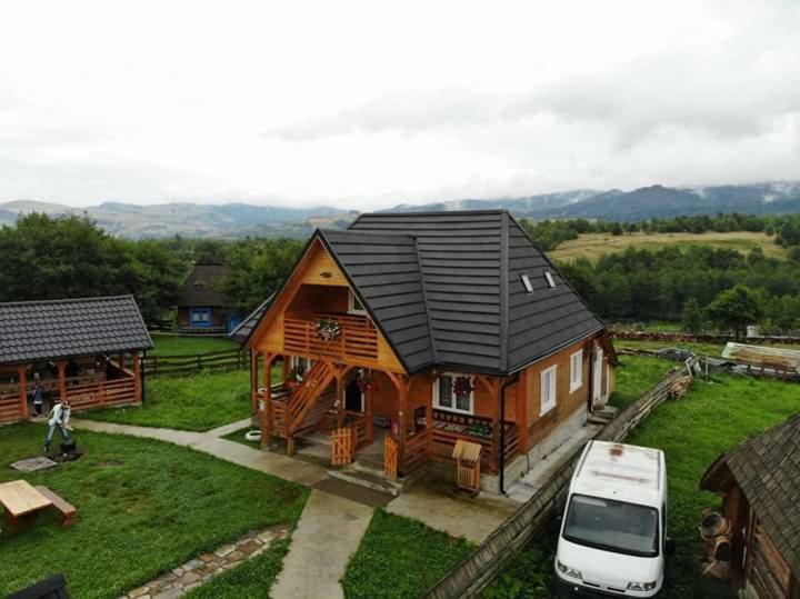 Budeşti Casa Cupceaヴィラ 部屋 写真